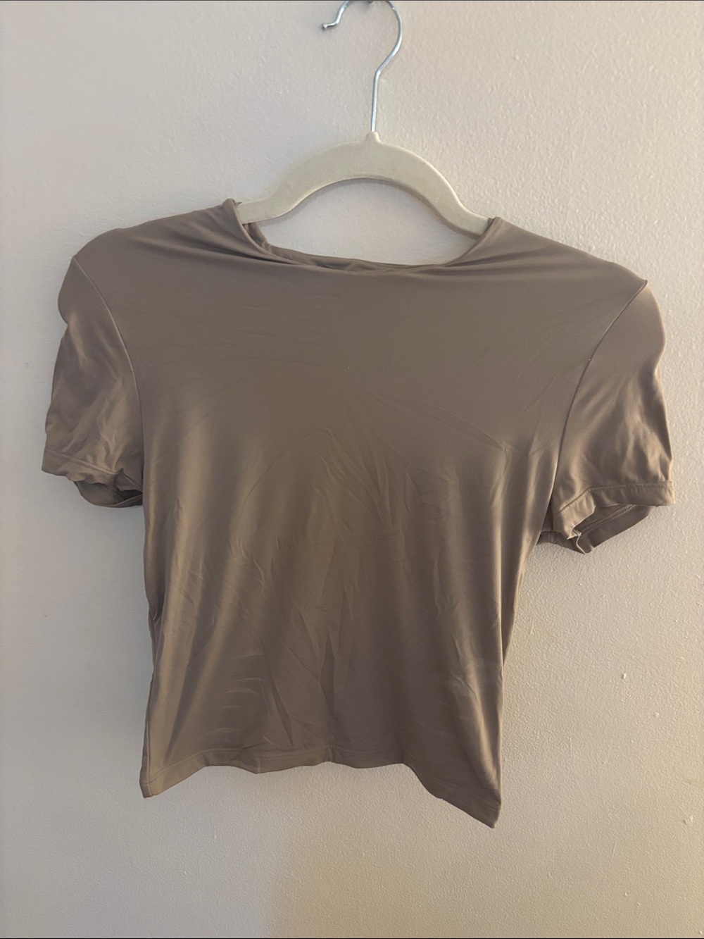 Abercrombie & Fitch Short Sleeve cropped Baby Tee - Taupe S